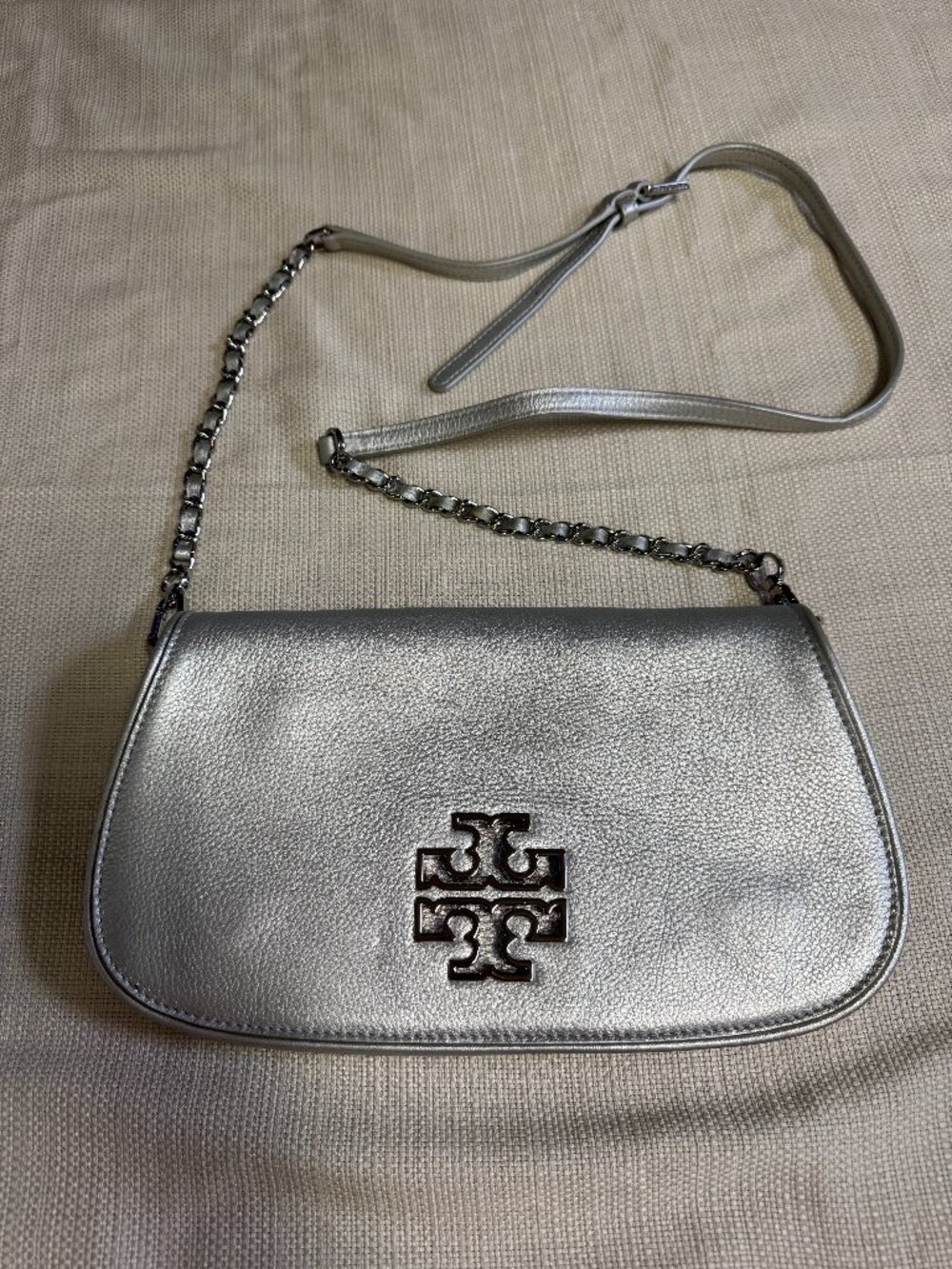 Rare Tory Burch Britten Pebbled Leather Silver Bag **Unused With Defects